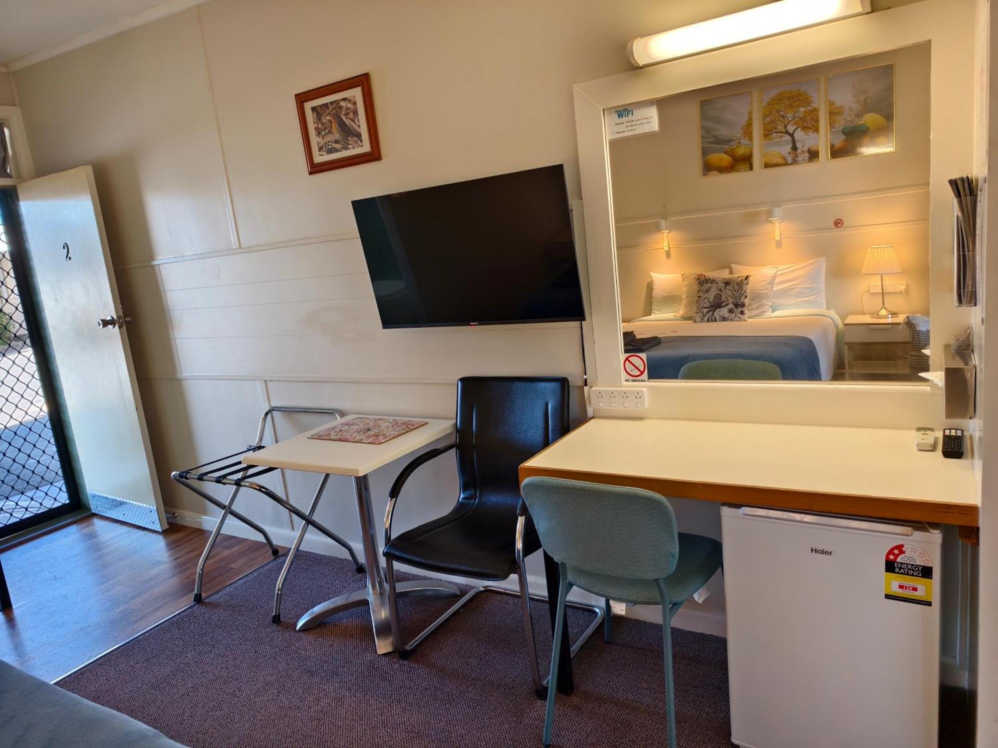 Donald Riverside Motel Eksteriør billede